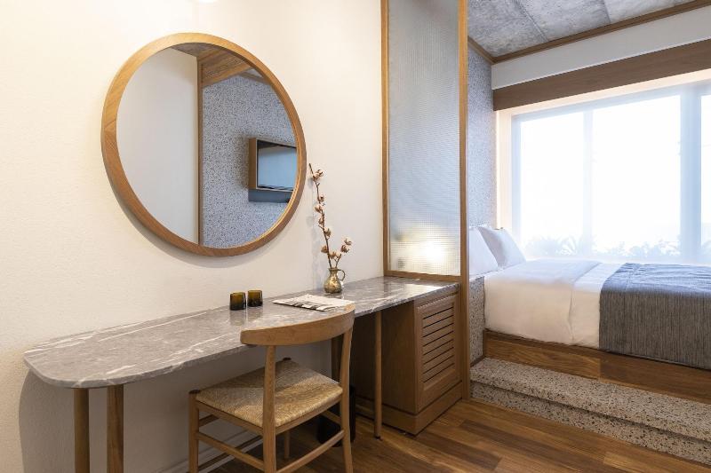 Ergon House Athene