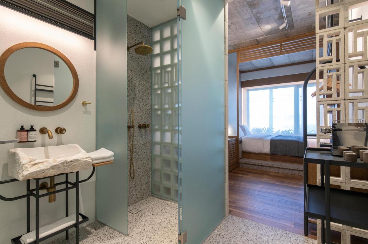 Ergon House 4*